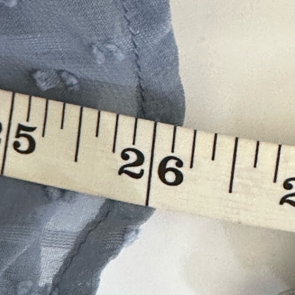 Shein sz lg top powder blue semi dressy long sleeves, lined, textured fabric - Picture 5 of 12